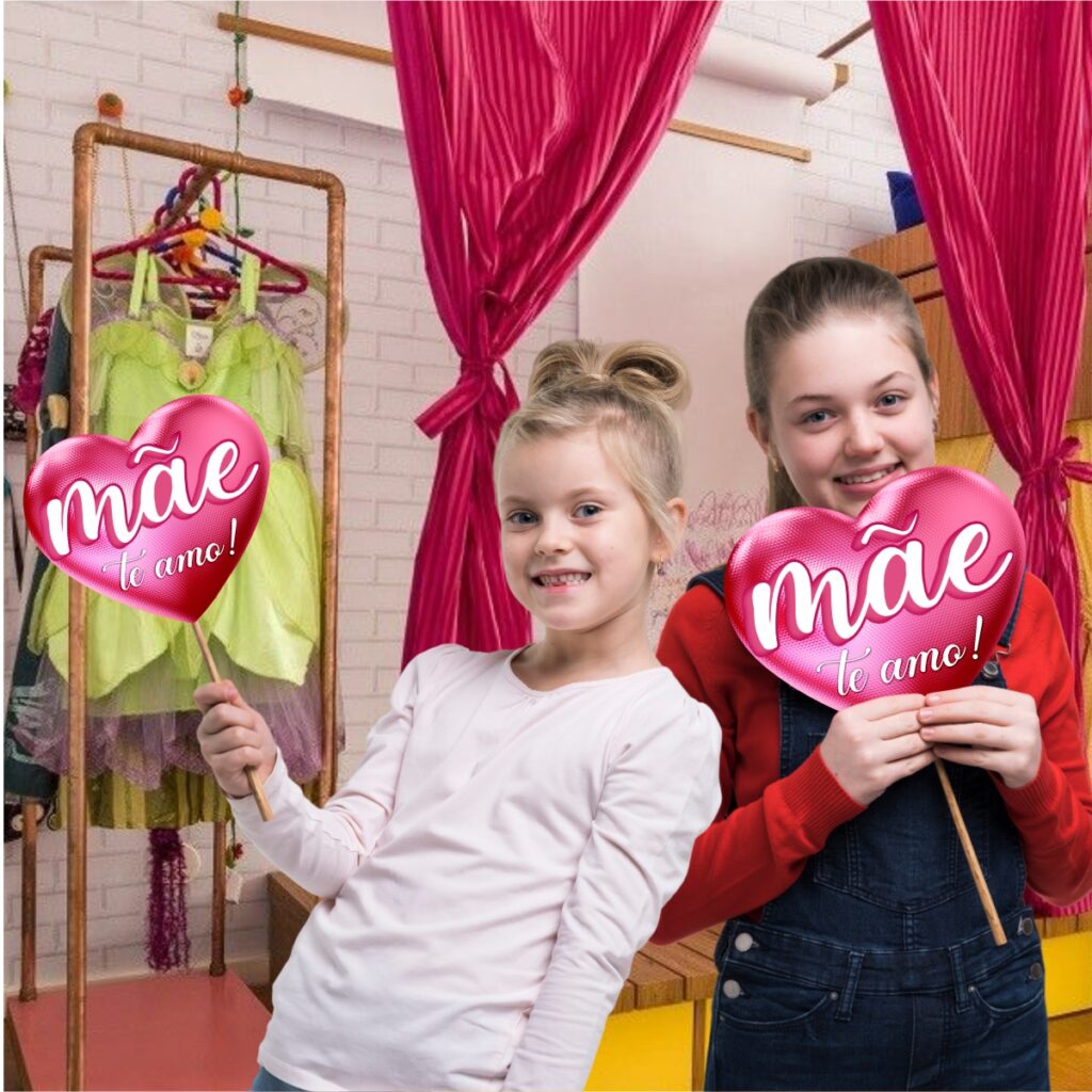 Cartaz Coração Apresentação Dia das Mães